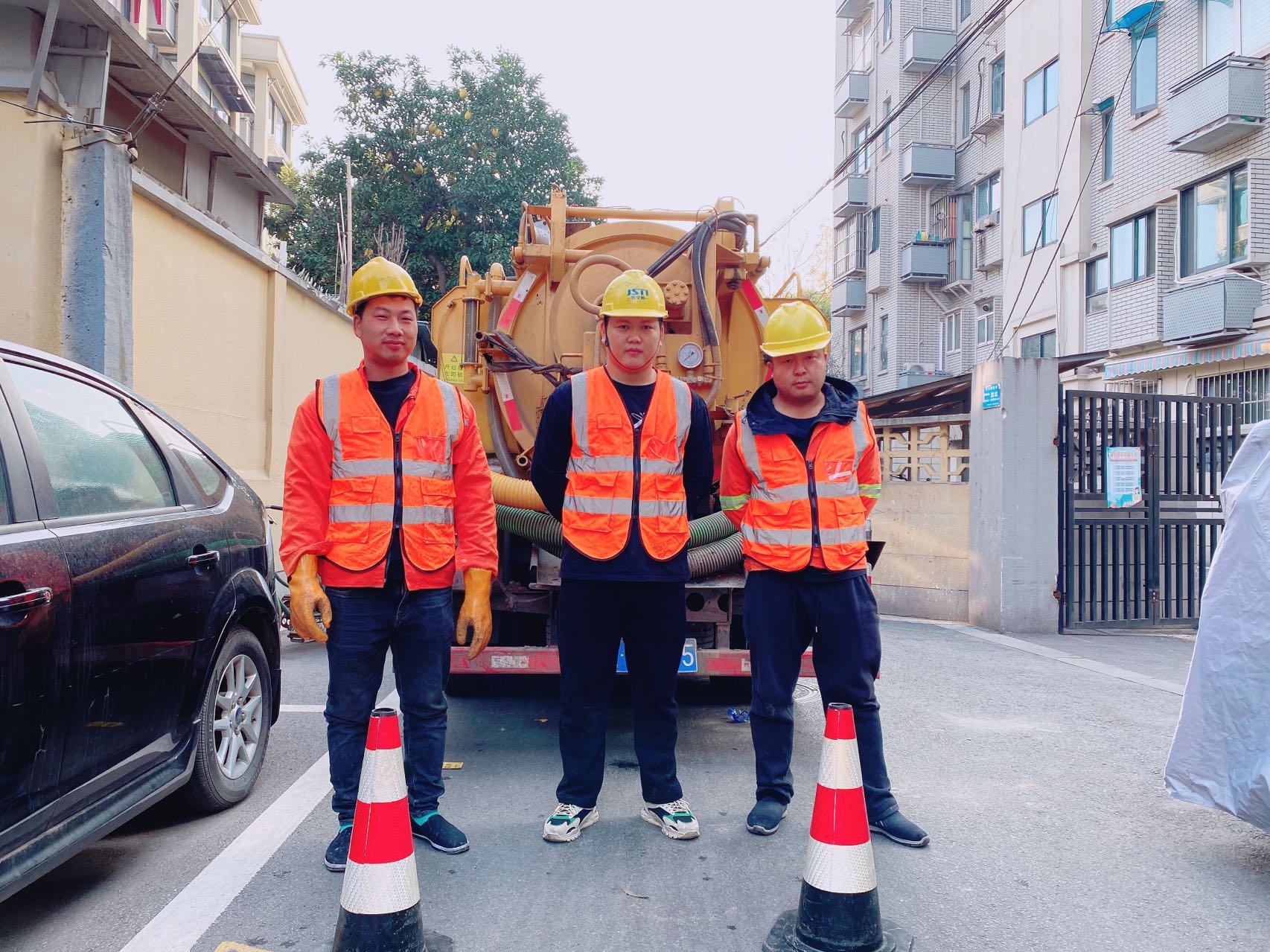 尧辰村南京某小区管道清淤检测施工